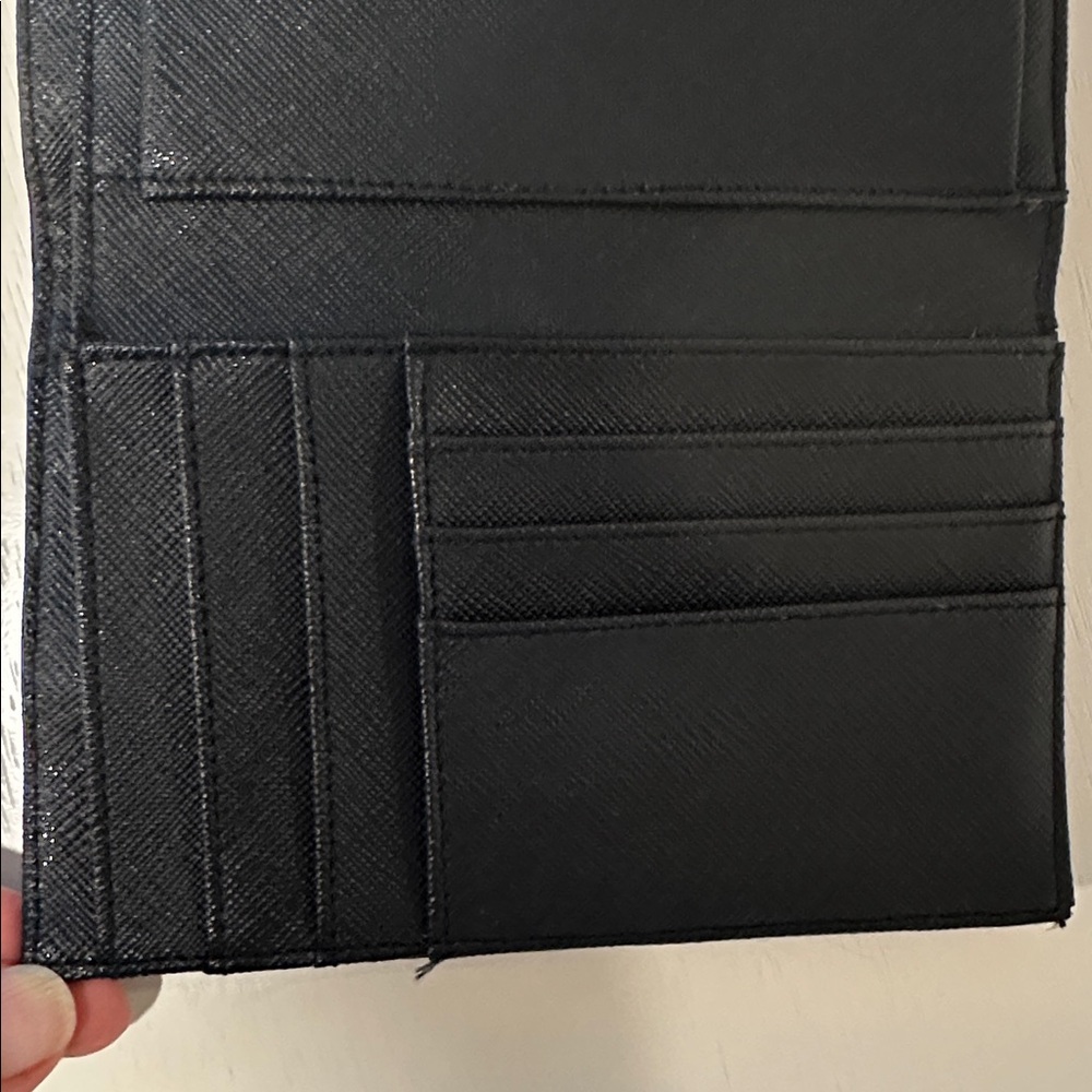 Prada Bifold Wallet - Picture 4 of 7